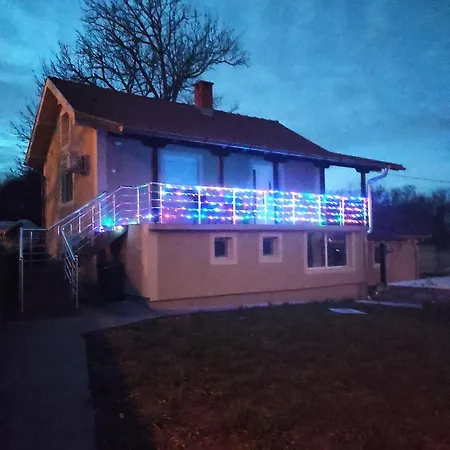 شقة Hill 3 جولوباك