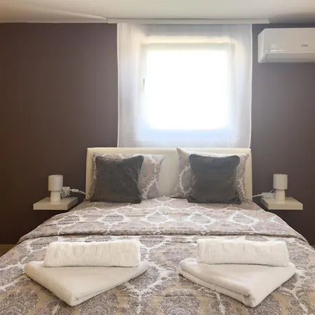 Hill 3 Apartment Golubac